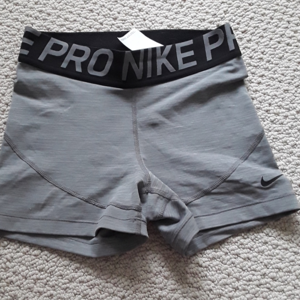 Grey nike spandex